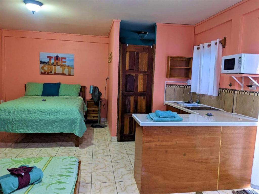 Beach Side Condos Caye Caulker By Ccvh מראה חיצוני תמונה