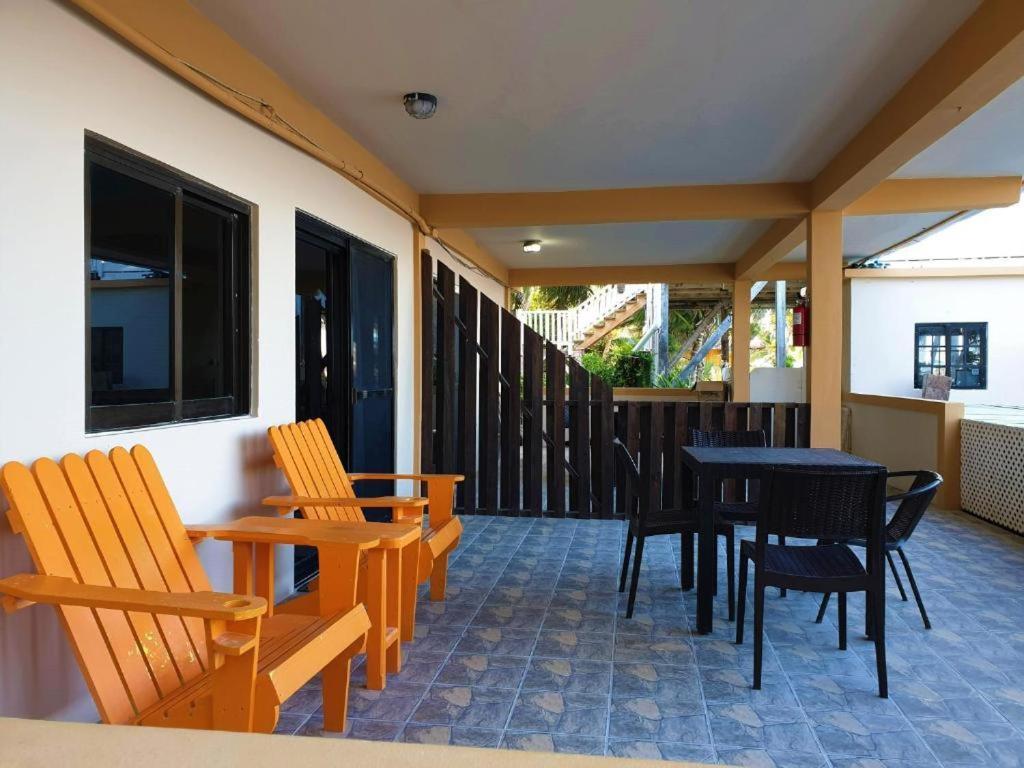 Beach Side Condos Caye Caulker By Ccvh מראה חיצוני תמונה