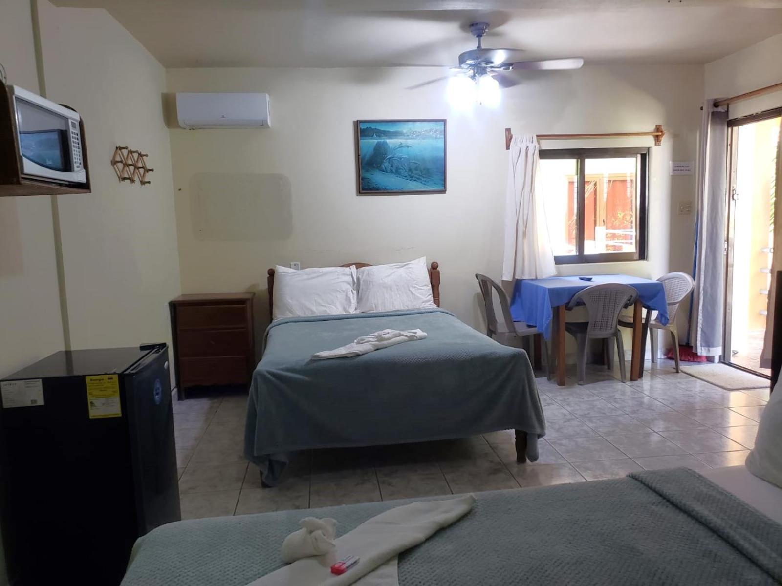 Beach Side Condos Caye Caulker By Ccvh מראה חיצוני תמונה